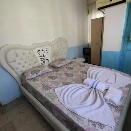 Habitación en casa particular Soylu Pansiyon Antalya